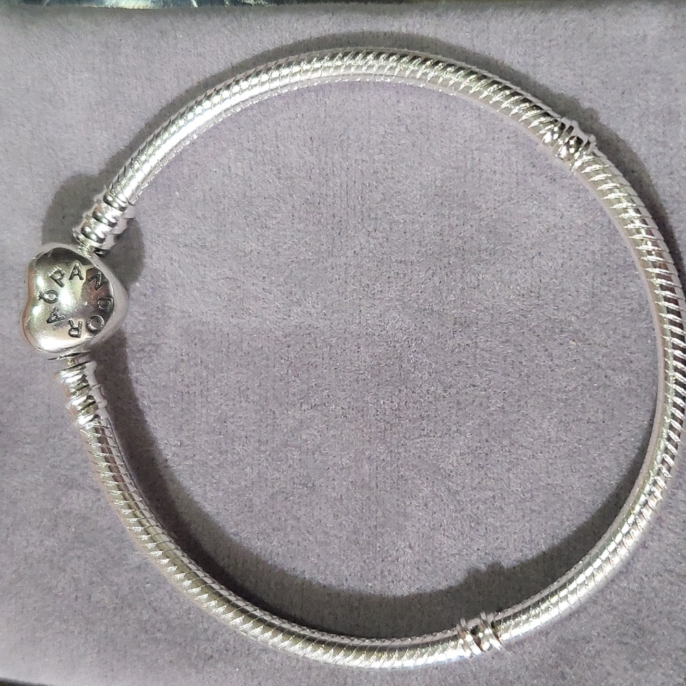 Pandora Moments Heart Clasp Snake Chain Bracelet